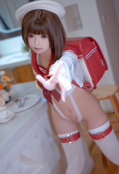 擦边女菩萨-Quan冉有点饿-小春日和（55P,341M）