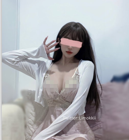 极品美少女-小粥(limokkii)-自慰视图(13P,9V,584M)