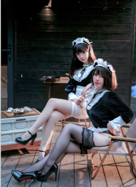cos联动-半半子&面饼仙儿-【BANBANKOxMianZelizer】メイド姉妹(74P,364M)