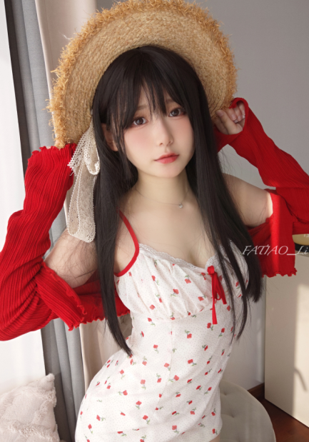 人气美少女-迷之呆梨-自撮り写真 春日少女(77P,3V,444M)