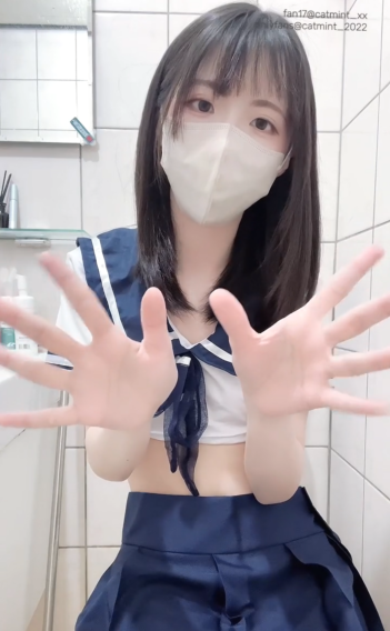 极品清纯福利姬-catmint-新小合集 2(3V,304M)