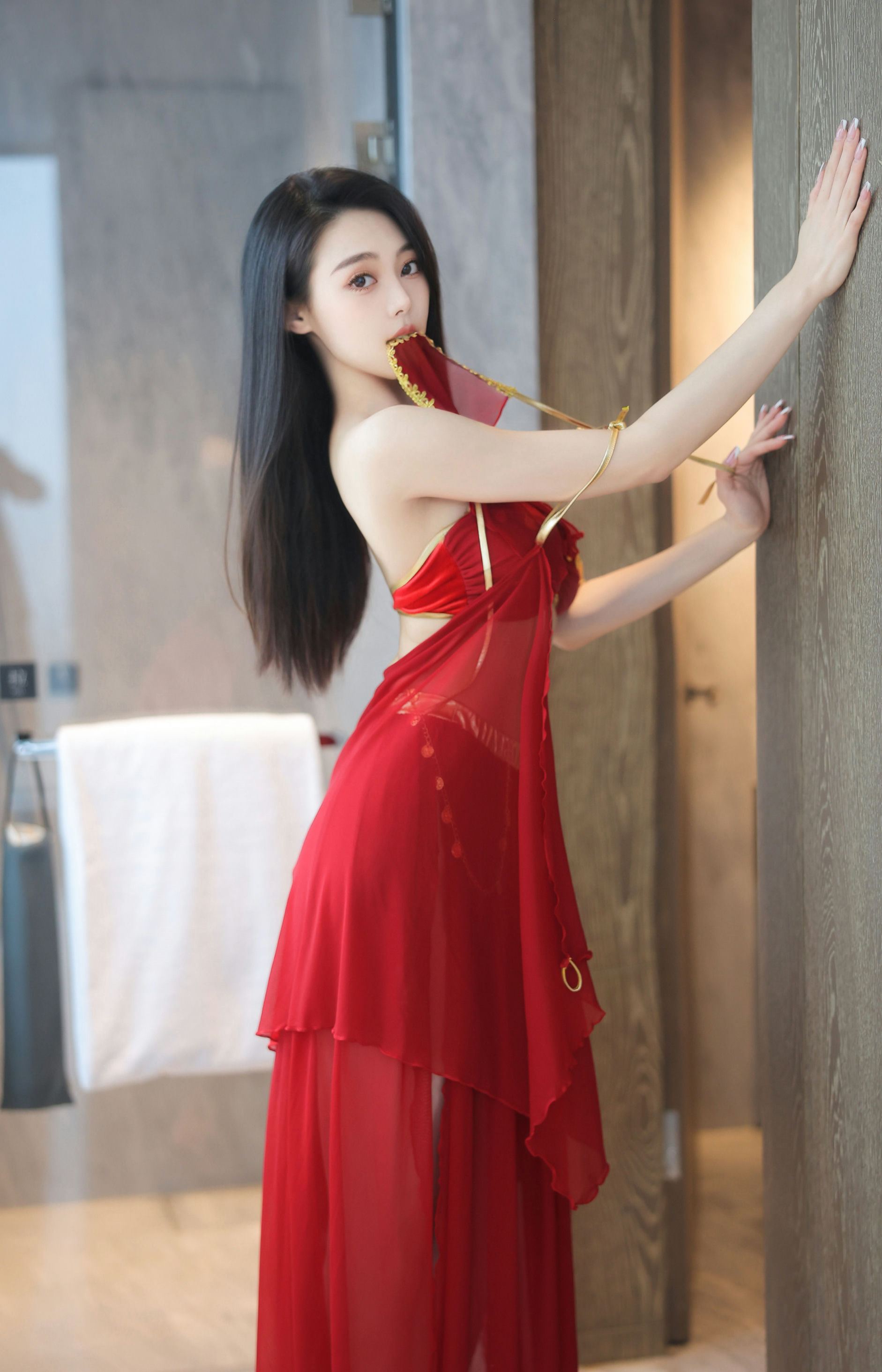 清妙 NO.003 红色舞裙 [93P-486MB]