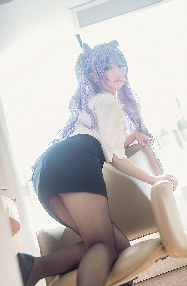 樱梨梨Eriri - 刻晴秘书【23P】【166MB百度云】