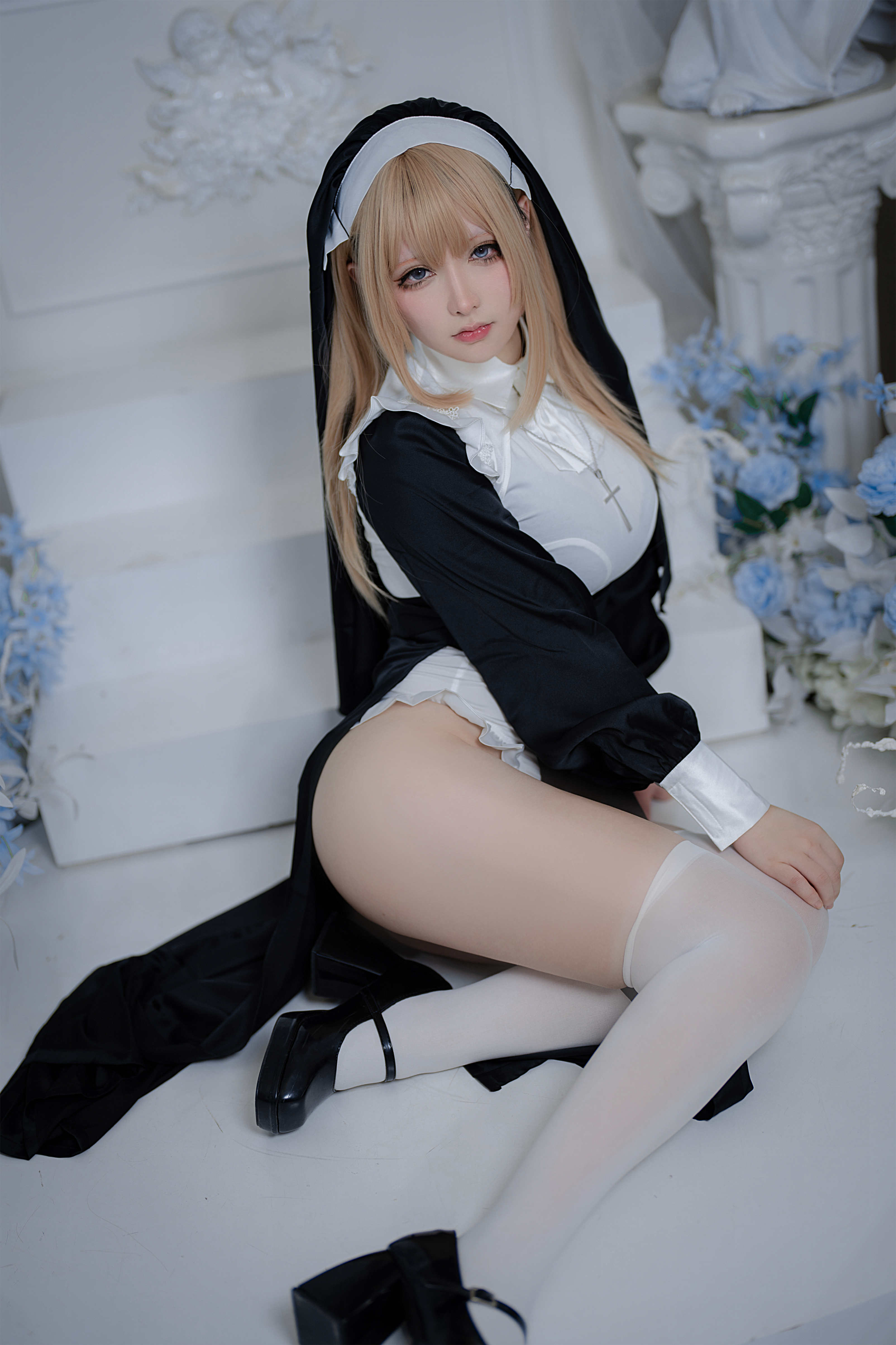 【新】樱梨梨 - 修女 [35P][681MB百度云]