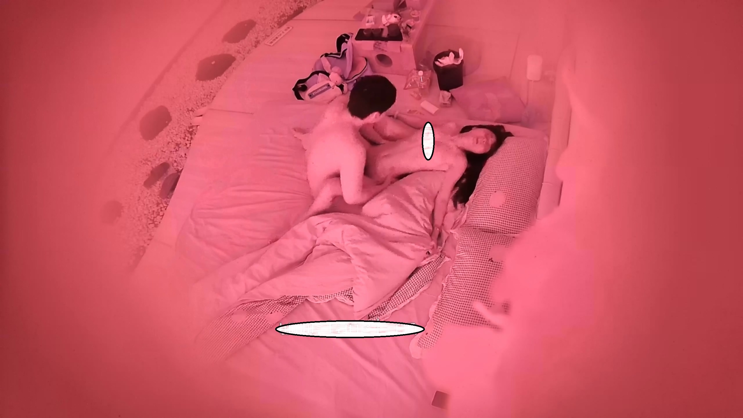 高质量酒店【6-16】身材苗条的美腿清纯学生妹，又被拍到打炮【764M】