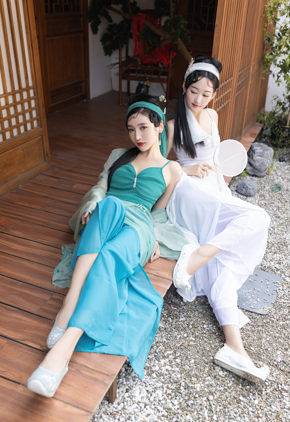 唐安琪 – NO.022 内购无水印 NO.4952 古风 小青和小白 【92P963M】