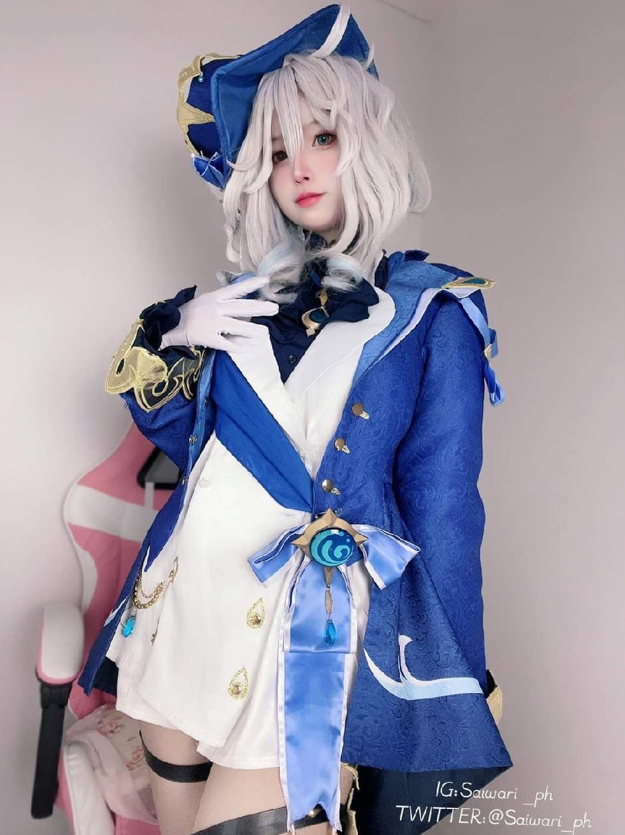 推特 Saiwari_ph 芙宁娜cos不穿衣服拍照 【3P1V21M】