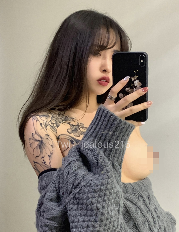 顶级露脸反差女神！推特S级身材刺青博主[jealous215] 福利，坚挺奶子丰满翘臀各种不雅私拍