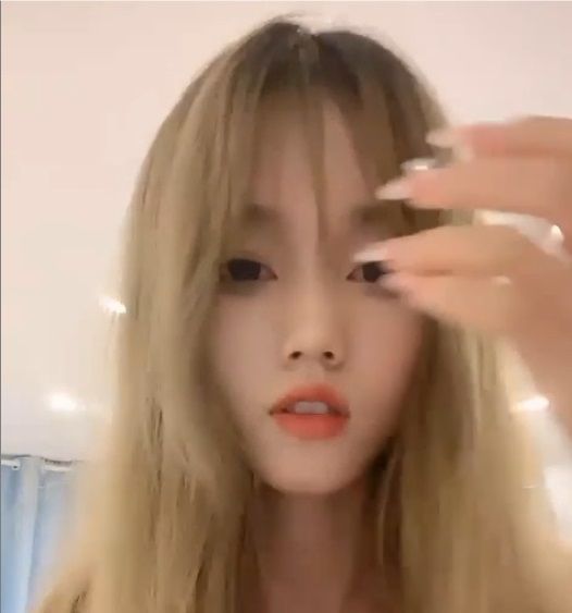 乔乔  绝色~酥胸~粉逼~撸爆了-1V1.08G