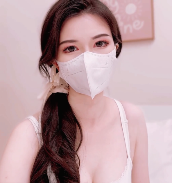 极品御姐-狐不妖-新 下雨出不了门只能陪弟弟(1V,751M)
