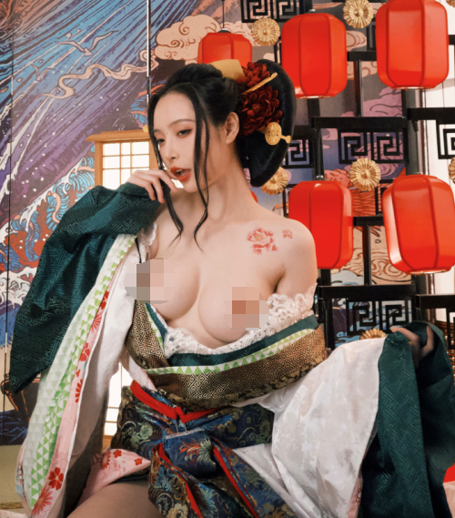 超极品御姐-孙禾颐(jennypinky)-6.26-7.2 最新视图(4P,8V,442M)