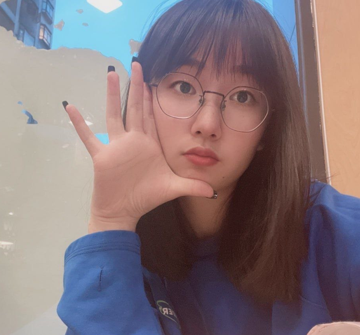 反差学生妹-林子祎-各种自摸抠逼视图（226P,117V,469M）