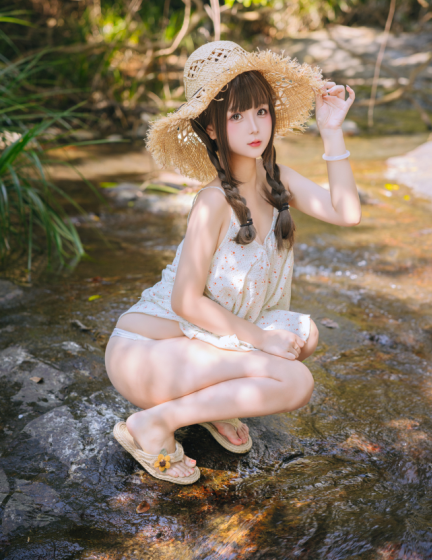 擦边女菩萨-日奈娇 山野间(180P,1.46G)