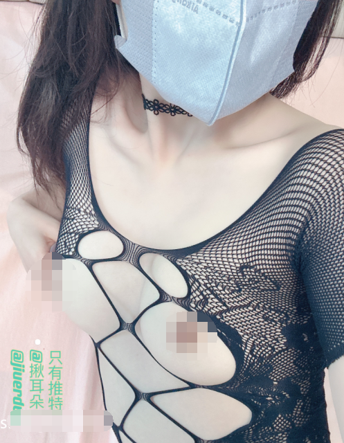 推特极品女神-揪耳朵-露出自慰啪啪视图(407P,38V,1.05G)