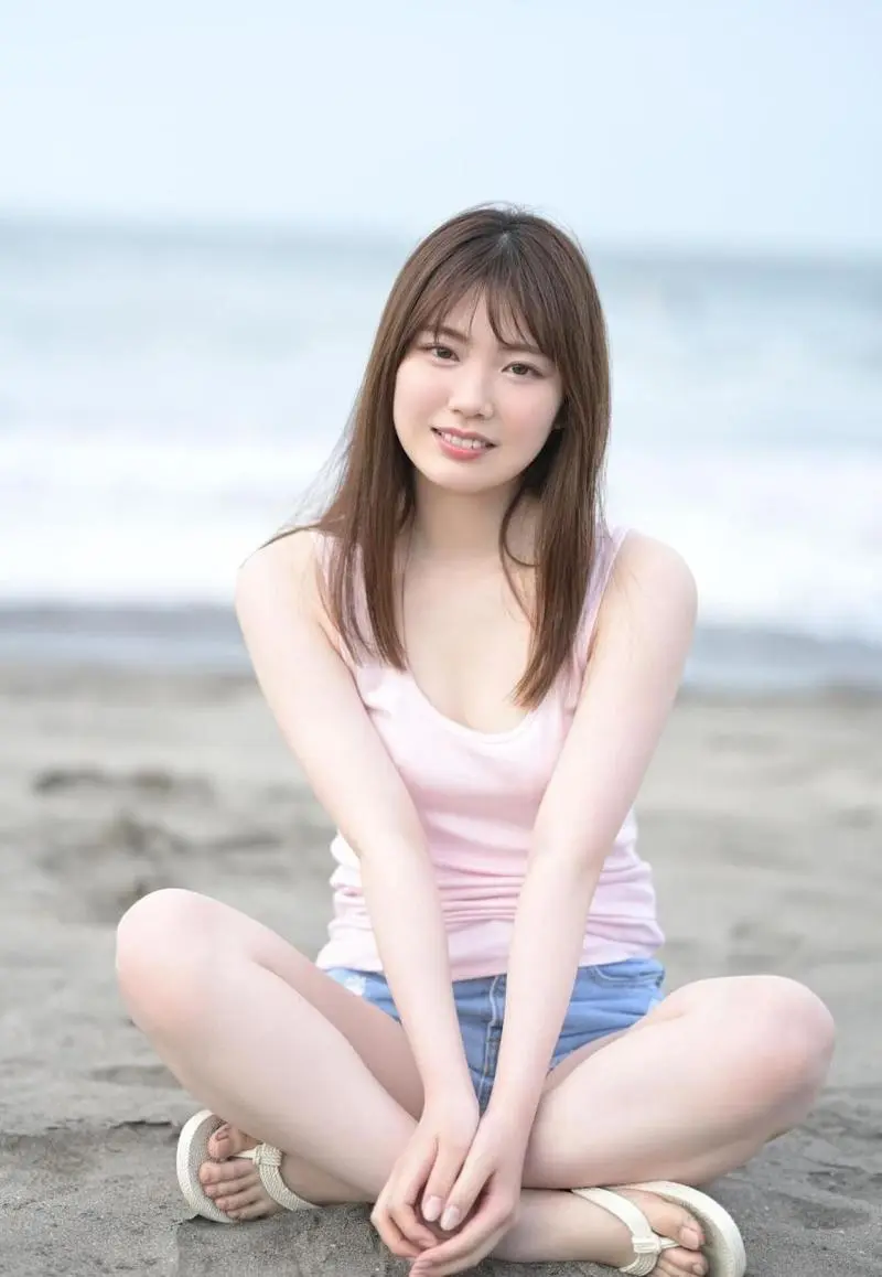 石川澪、白坂有以、坂道三合一写真集（1100p/280mb)