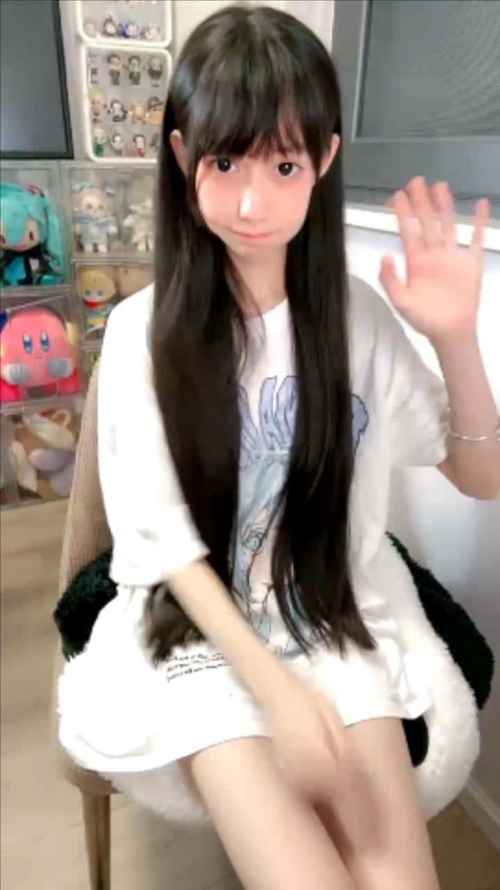 @悲伤烤地瓜 清纯小萝莉，水库水JK猫耳白丝~4V/2.17GB