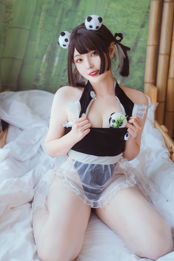 Natsuko夏夏子 Vol.028 熊猫女仆 【64P1V851M】