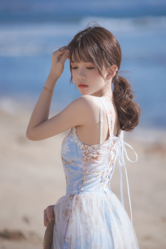 桜桃喵 - NO.190 发光的海 【18P132M】