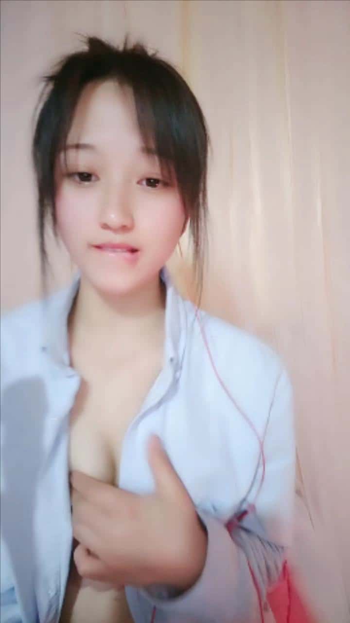 @电电小红豆- 清纯爱笑的小姐姐，掰开小穴淫水多多！1v1.12gb