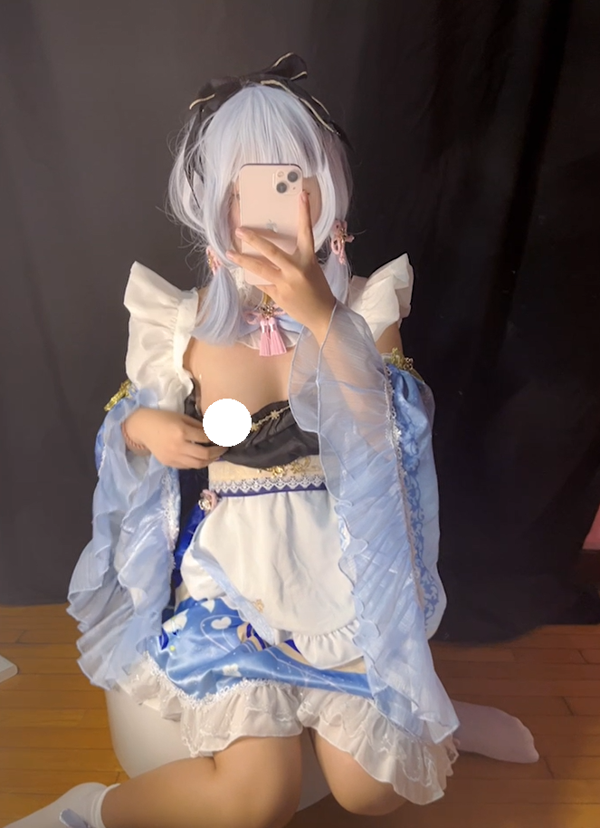 沐沐酱  cosplay神里绫华 自慰 【2V144M】