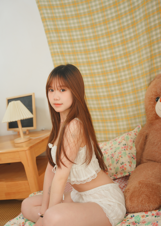 [觅芙少女] 小怡 - 你是人间美好  【249P1V1.82G】