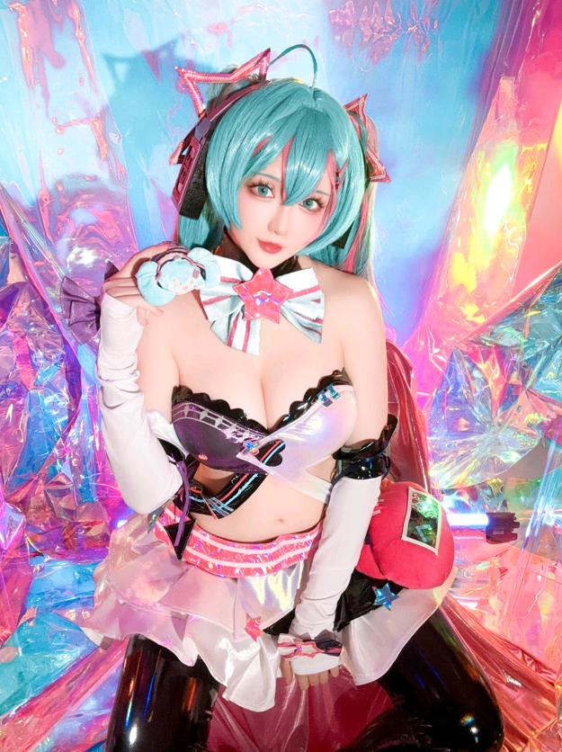 星之迟迟 - Miku初音未来 喵斯快跑【73P113M】