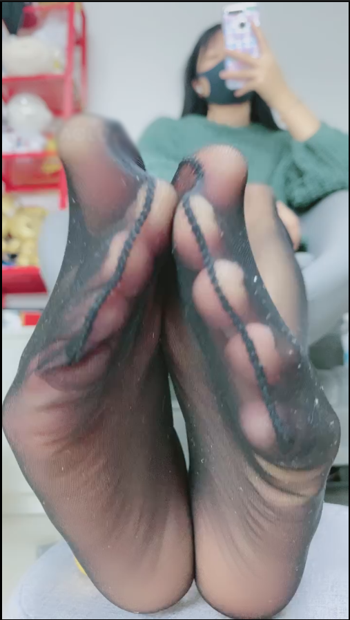 套路直播美离子 – 红绿灯榨疯了【1V】【646MB百度云】