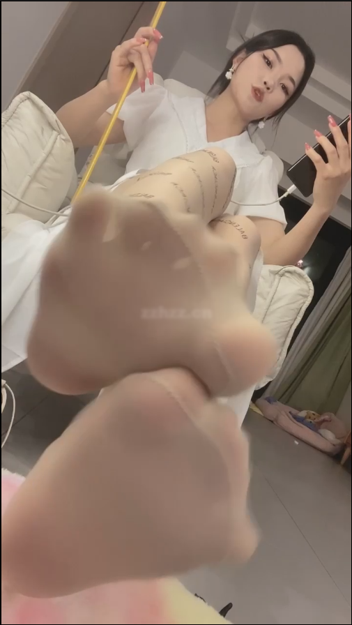 套路直播冷欣s-肉丝 字母肉丝 红绿灯 寸止 倒计时【1V】【0.99G百度云】