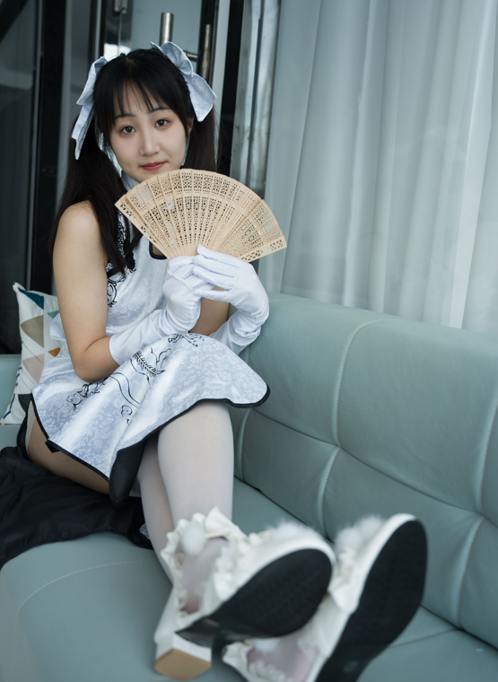 小芊 - 你一句春不晚,我就到了真江南 【142P2V2.03G】