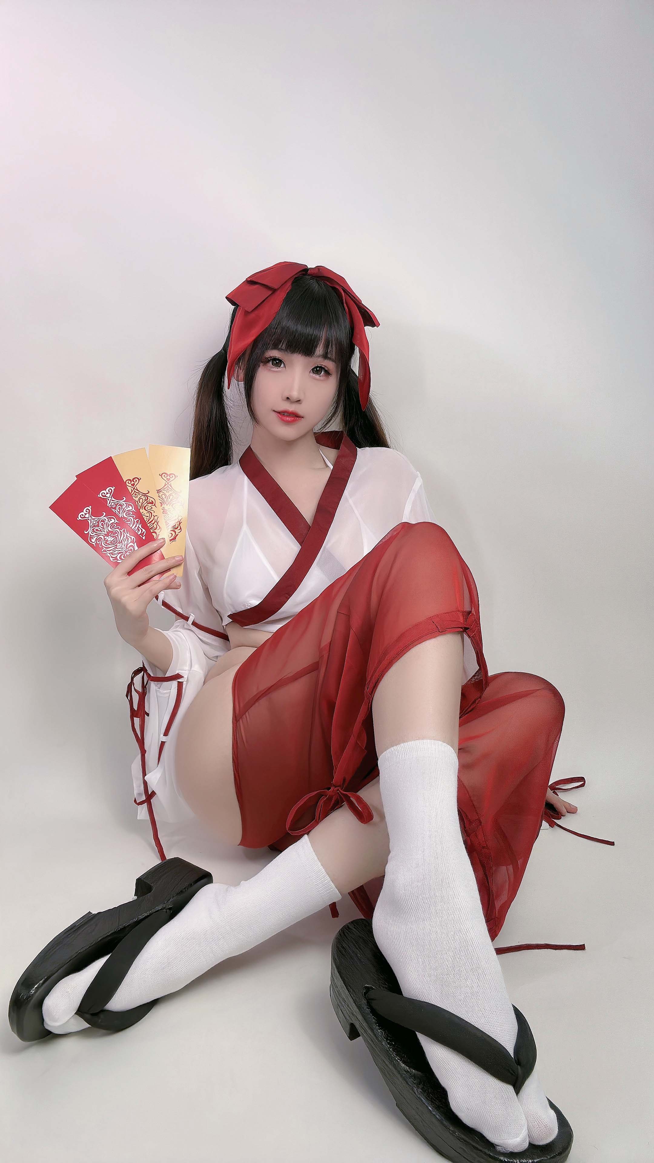 【新】miko酱ww - 2023年03月订阅 (18套)【186P】【1.1G百度云】