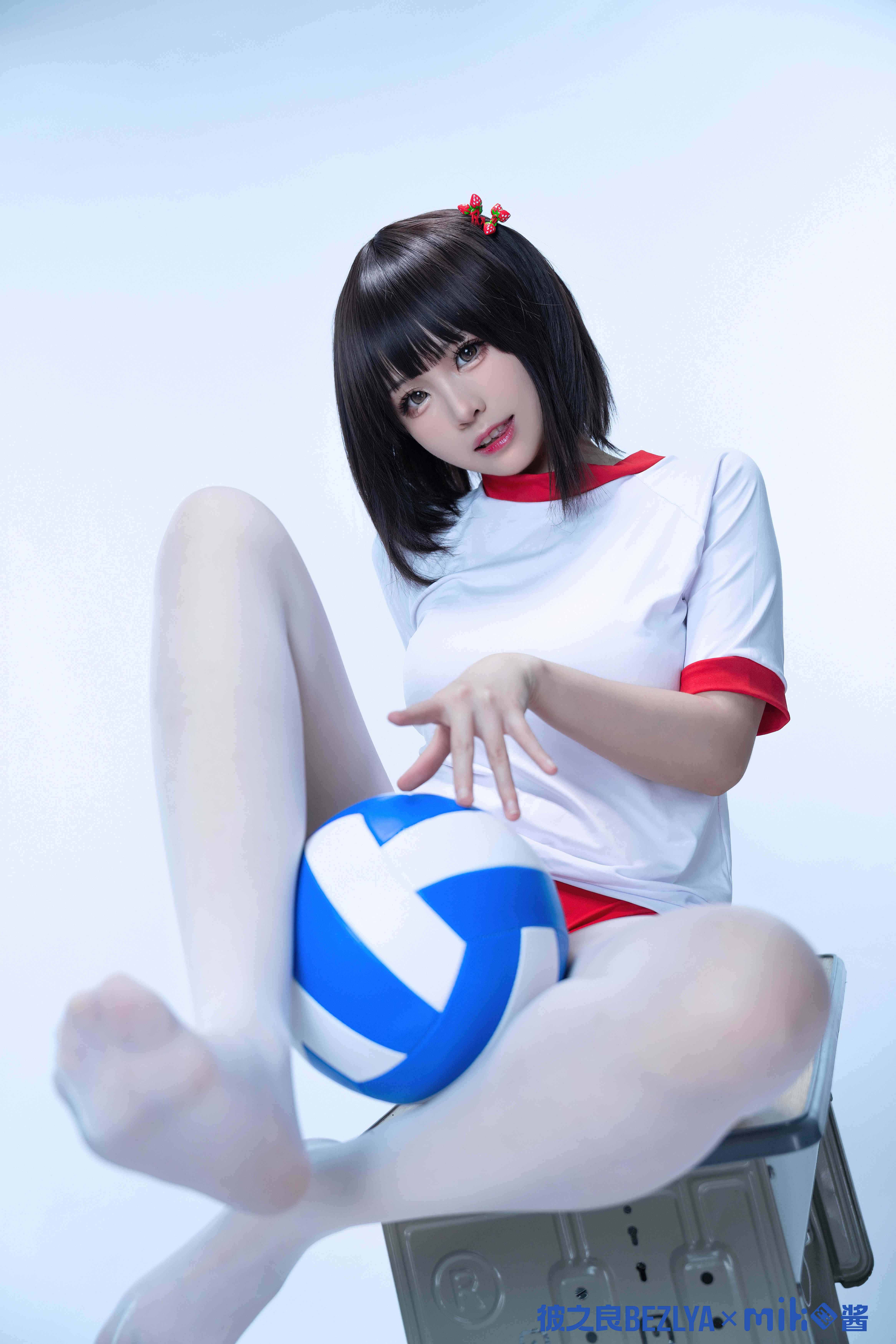 【新】miko酱ww -  体操服[25P][299MB百度云]