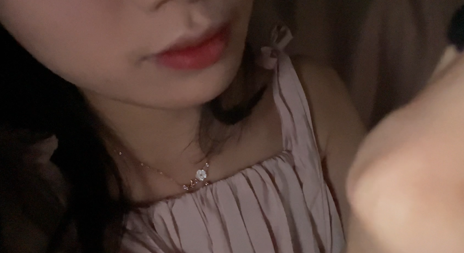 今天又变好看了 Asmr 蕾丝手套摩擦音 1V1.02G百度盘