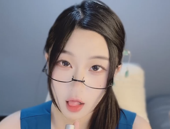 桃七妹儿_桃桃奶冻咩_小舌头咕叽咕叽（超有_感觉）_1V152M百度盘