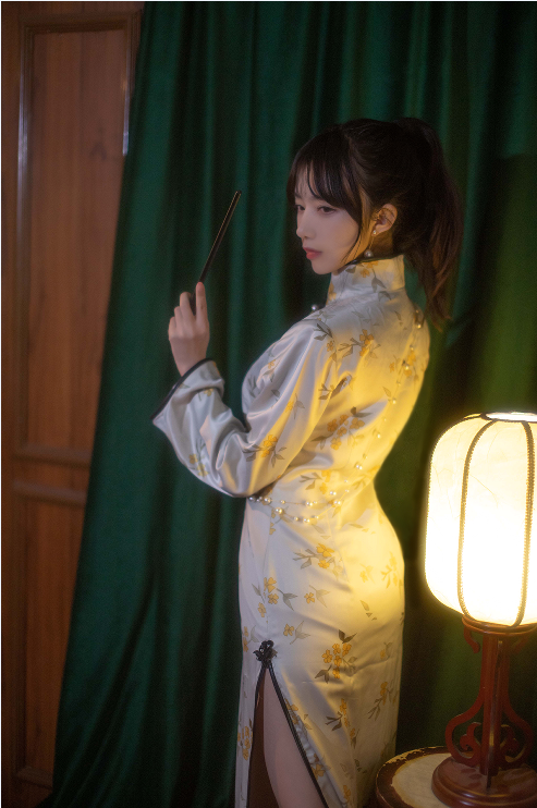 Shika小鹿鹿 - 中秋旗袍 [12P 99M】百度盘