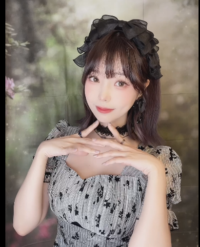 ElyEE子 - 2024年08月订阅 [110P 9V]766M百度盘