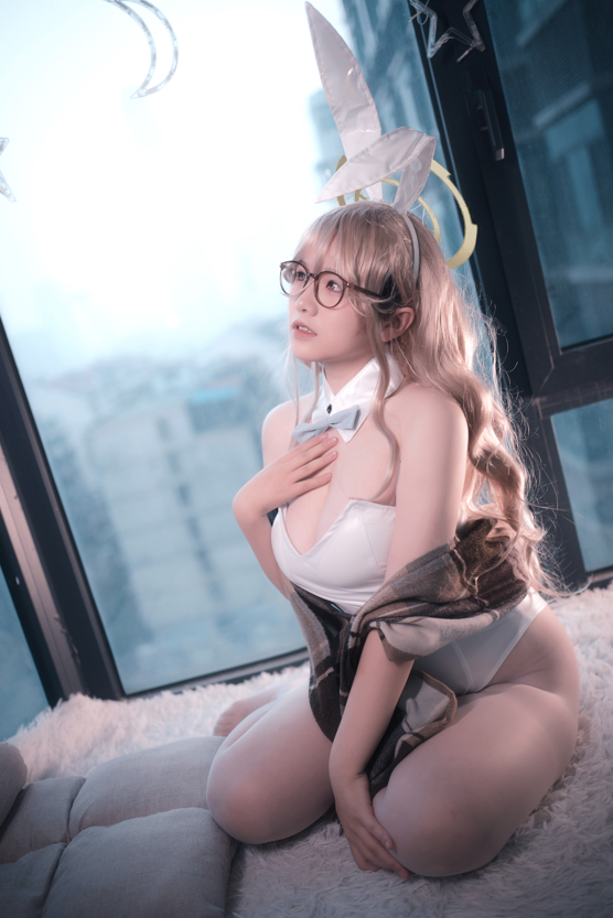 阿半今天很开心 - NO.021 蔚蓝档案 室笠茜 兔女郎 【47P235M】
