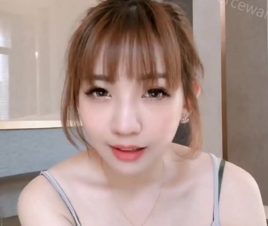 谁有这个女生的资源啊，叫小媛 ladyyuan，谢谢谢谢