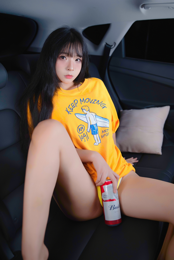 yuuhui玉汇 NO.082 车内嫩黄 【92P1.47G】