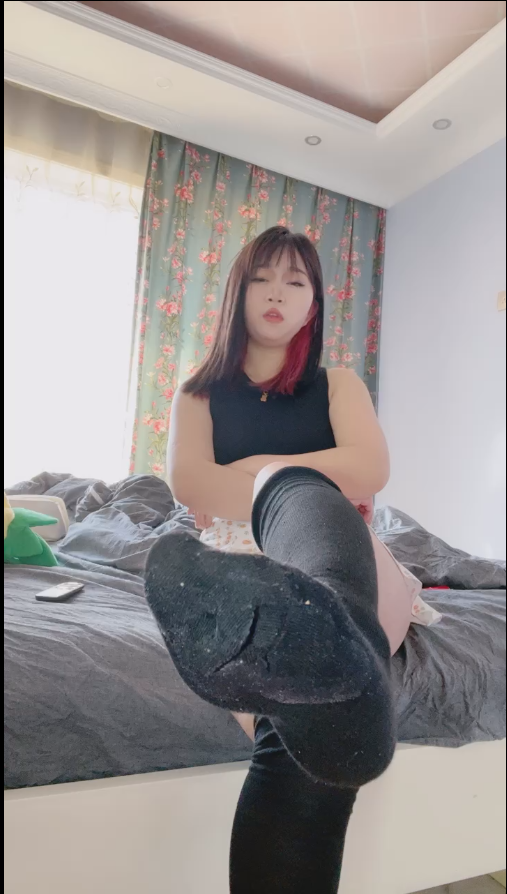 套路直播佳佳-绿龟沉浸式现场 老婆是妓女【1V】【577MB百度云】