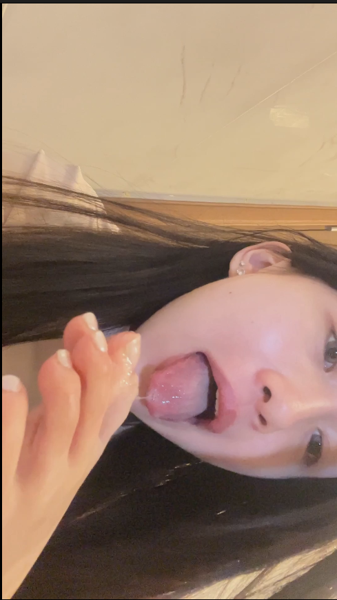 【足控-无水高清】抖音别拔虎牙-露脸裸足秀足【1V】【0.99G百度云】