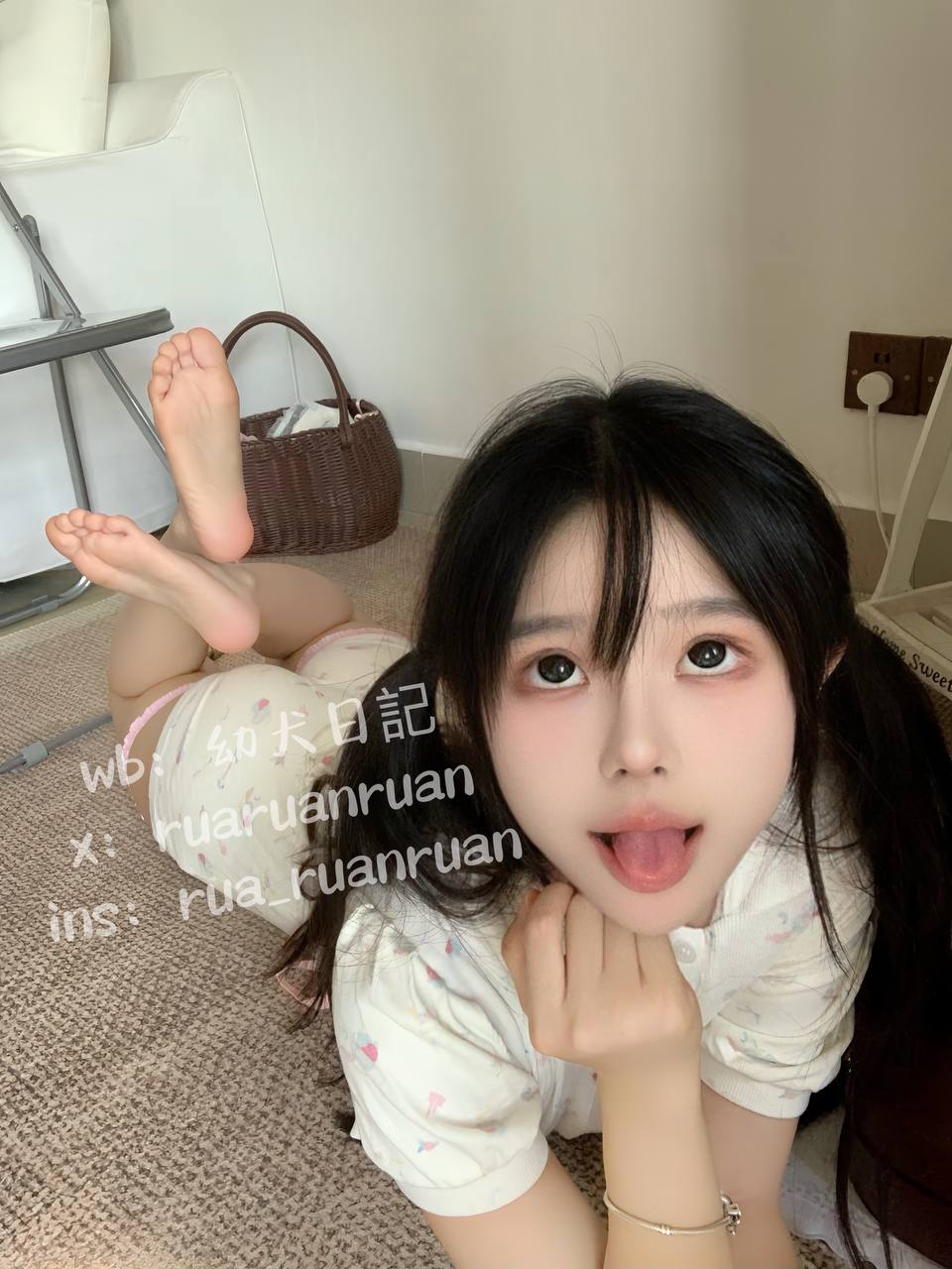 rua阮阮 - 小狗爱神 23P131M百度盘