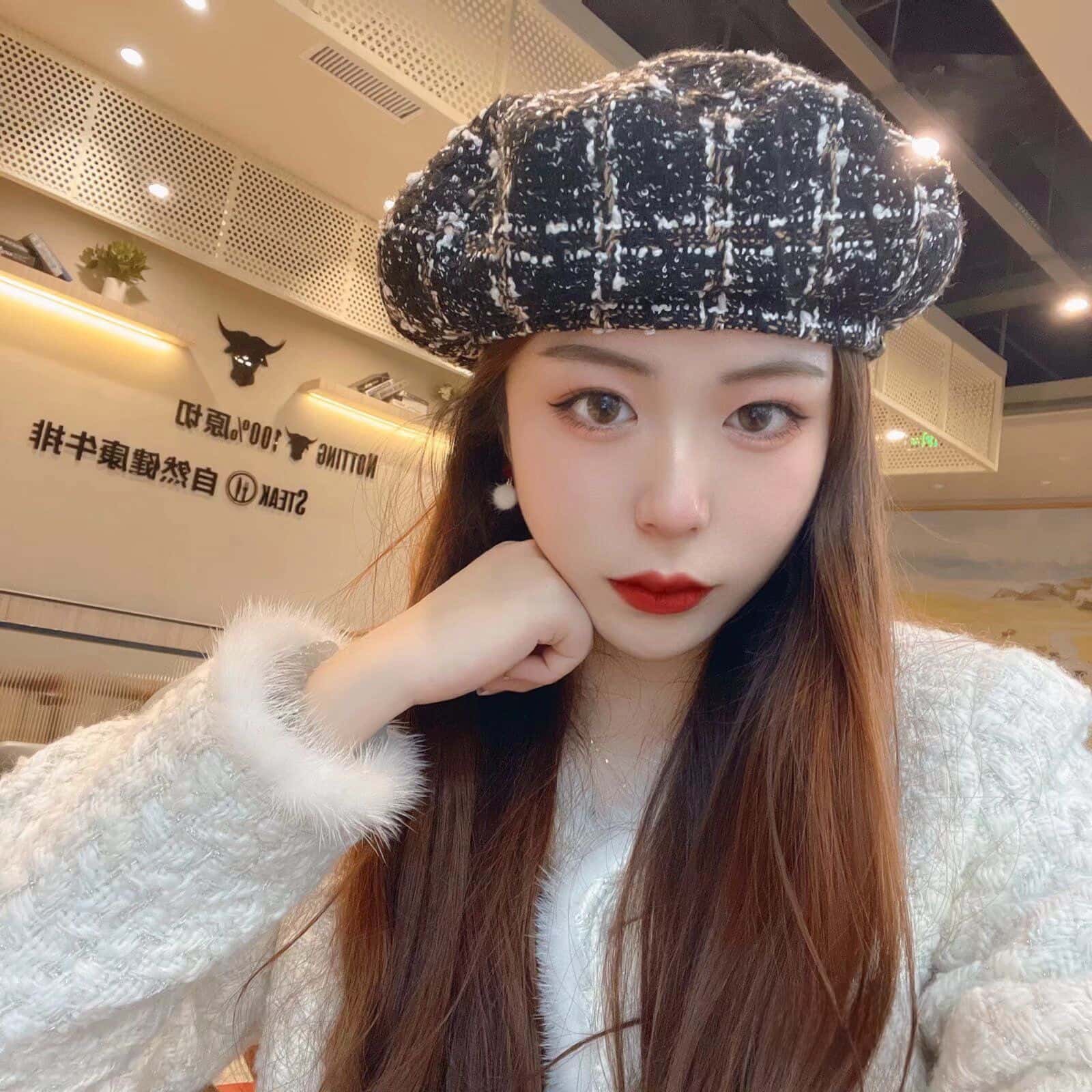 南京高颜值模特级气质美女【李怡楠】与开迈腾小伙男友露脸性爱自拍流出491M/17v+11p