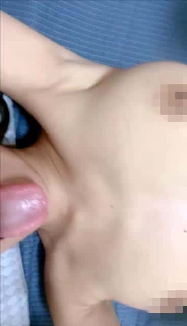 大奶兔女郎，被炮友狠狠干，丁字裤红色网袜，摇着美臀求操，站立后入乳摇，第一视角猛怼1v537mb