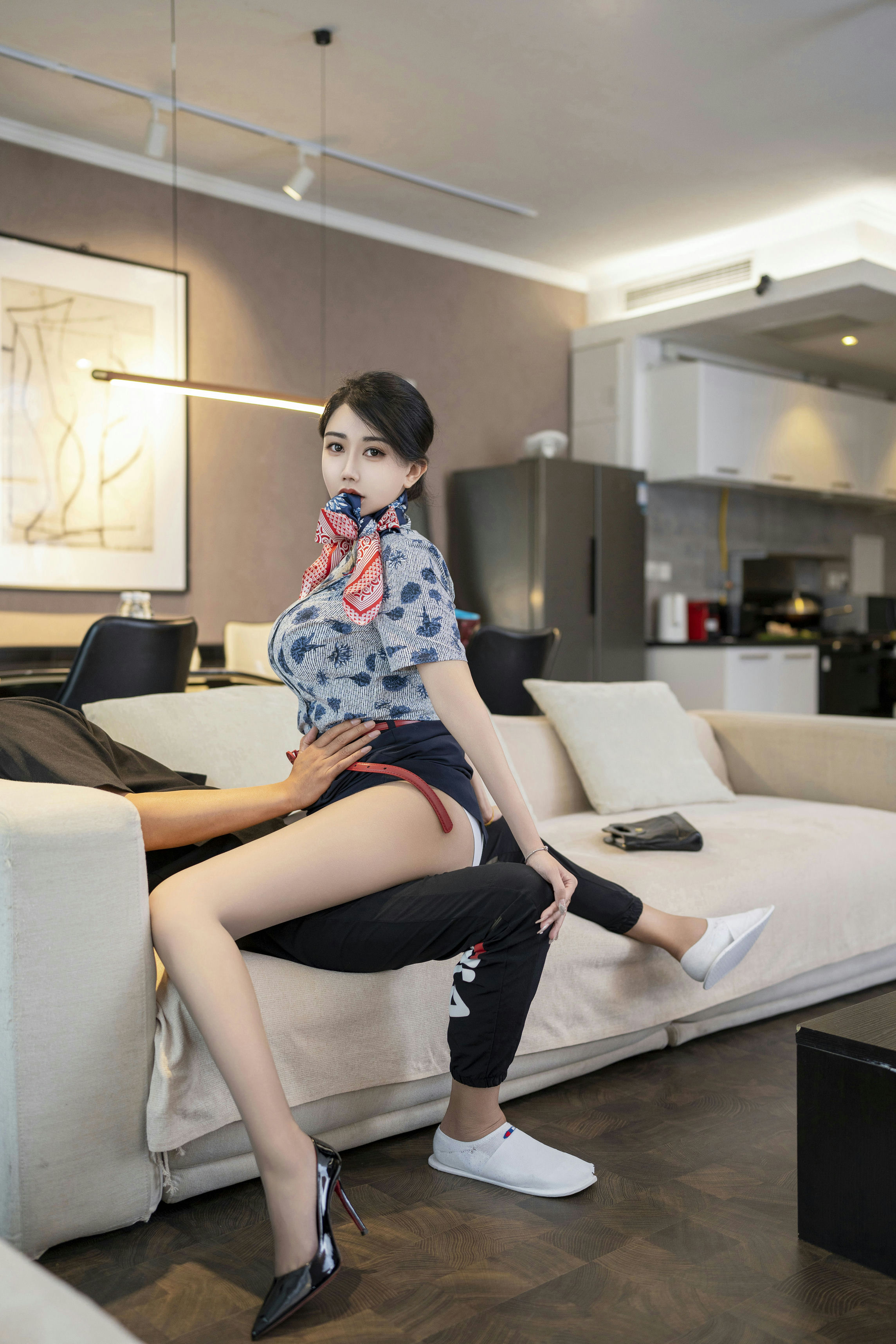 李若汐 - 性感空姐制服 [91P-1.53GB]