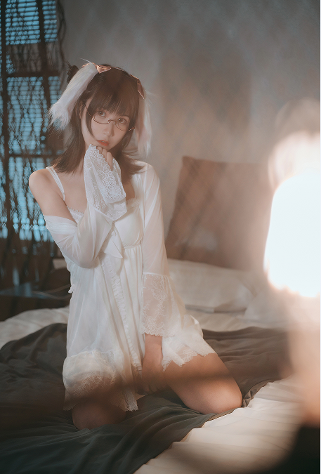 枸名 - 睡衣兔子 [28P]269M百度盘