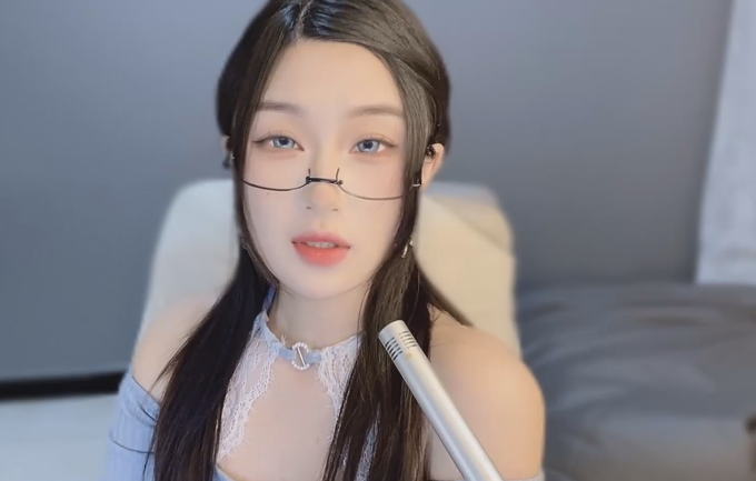 桃七妹儿 老师羞辱学生 2V308M百度盘