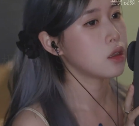椰子 S ku少量轻语剧情慢速口腔音 1V315M百度盘
