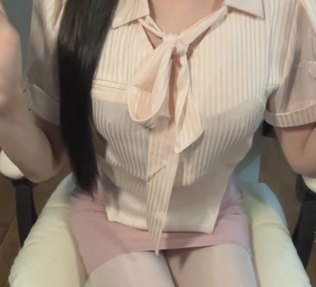 婉儿别闹   拍打身体的声音 1V193M百度盘