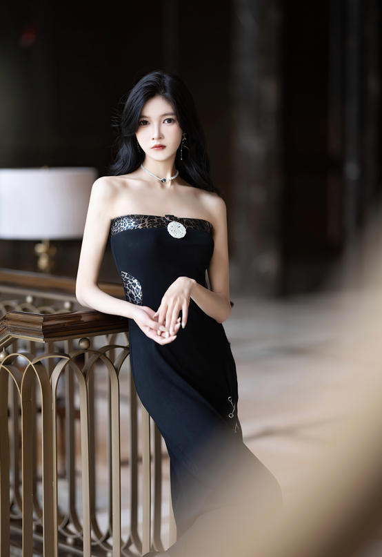 程程程 - 勒逼吊带尽显美腿 【81P673M】