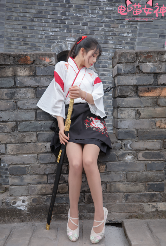 电喵女神 - 灵唯 长城古装 【70P452M】